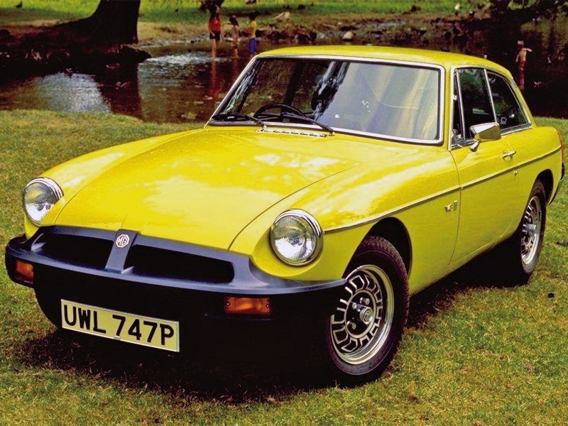 ◆ORIGINAL MGB With MGC and MGB GT V8◆ Amazon.com: Original MGB with MGC and MGB GT V8: The